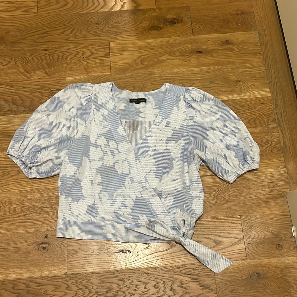 2/$25 Banana Republic// wrap shirt, size L